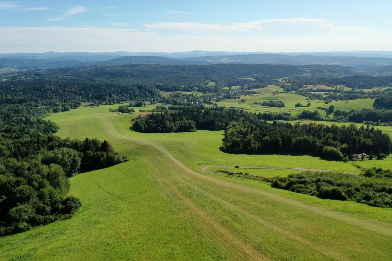 Domki Pod Lasem Lesko Buitenkant foto